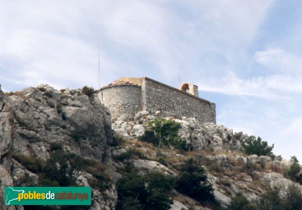 Terrades - Ermita de Santa Magdalena