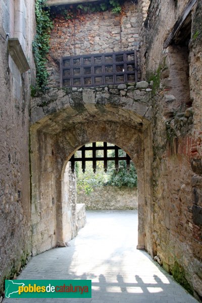 Sant Llorenç de la Muga - Portal de Baix