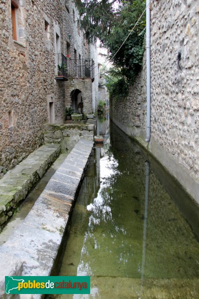 Sant Llorenç de la Muga - Canals de Rec