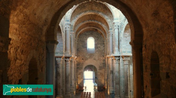 Port de la Selva - Sant Pere de Rodes, interior de l'església