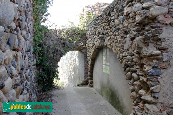 Mollet de Peralada - Carreró amb volta