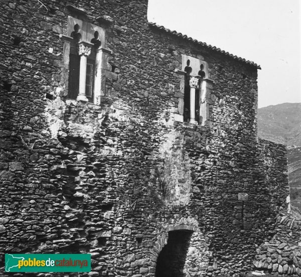 Rabós - Sant Quirze de Colera, casa de l'Abat