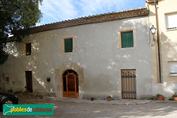 Subirats - Torre.ramona, una casa de dins el clos