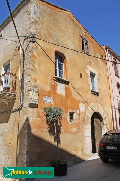 Peralada - Casa del carrer Vilella, 1