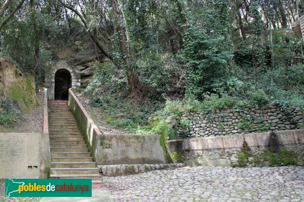 Sant Miquel de Fluvià - Font de Can Nofre