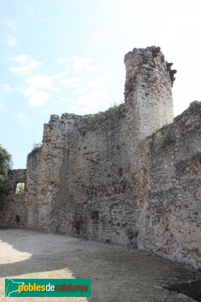 Gelida - Castell. Recinte sobirà