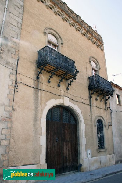 Agullana - Can Vidal, façana carrer Dolors Gomis