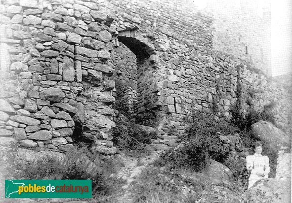 La Jonquera - Castell de Requesens, abans de la restauració