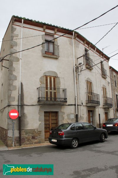 Darnius - Carrer Major, 59 (Foto: Albert Esteves, 2014) Darnius - Carrer Major, 59