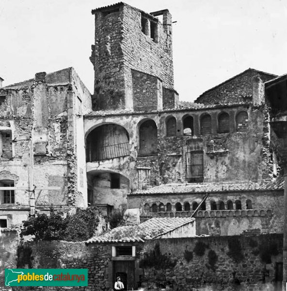 Sant Feliu de Guíxols - Monestir (Foto: Josep Salvany -Fons Salvany, Biblioteca de Catalunya-, 1913) Sant Feliu de Guíxols - Monestir