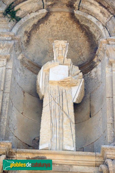 Sant Feliu de Guíxols - Arc de Sant Benet, escultura moderna de Domènec Fita (Foto: Albert Esteves, 2012) Sant Feliu de Guíxols - Arc de Sant Benet, escultura moderna de Domènec Fita