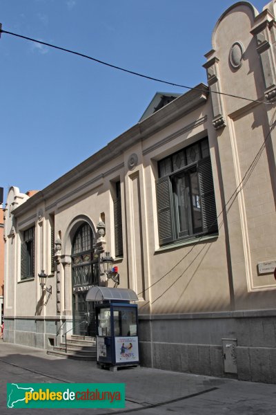Sant Feliu de Guíxols - Mercat Municipal (Foto: Albert Esteves, 2012) Sant Feliu de Guíxols - Mercat Municipal