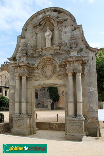 Sant Feliu de Guíxols - Arc de Sant Benet (Foto: Albert Esteves, 2014) Sant Feliu de Guíxols - Arc de Sant Benet