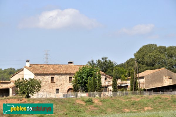 Masia de Can Clapers i edificis annexos