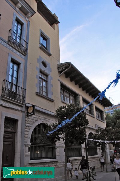 Sant Feliu de Guíxols - Edifici de la Caixa (Foto: Albert Esteves, 2014) Sant Feliu de Guíxols - Edifici de la Caixa