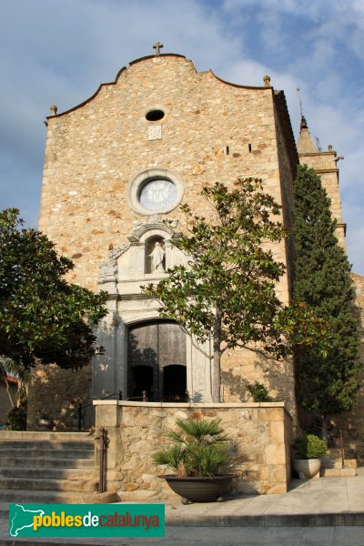 Castell d'Aro - Església de Santa Maria (Foto: Albert Esteves, 2014) Castell d'Aro - Església de Santa Maria