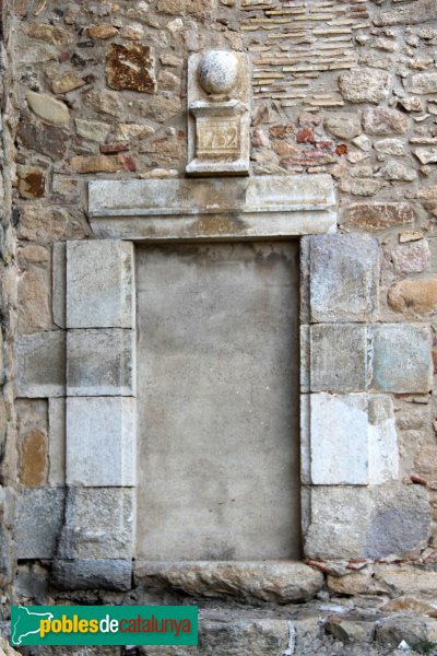 Castell d'Aro - Església de Santa Maria (Foto: Albert Esteves, 2014) Castell d'Aro - Església de Santa Maria