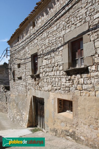Les Oluges - Casa del Carrer del Portal (Santa Fe) (Foto: Albert Esteves, 2014) Les Oluges - Casa del Carrer del Portal (Santa Fe)