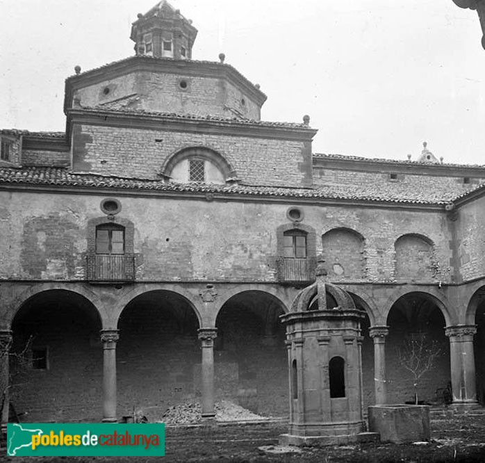 Sant Ramon - Claustre del Santuari