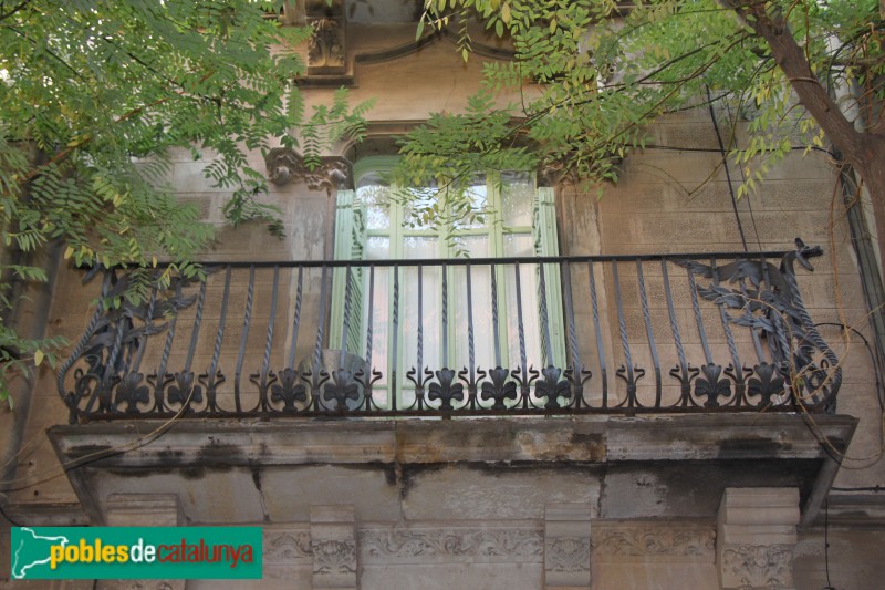 Barcelona - Casa Henriette Cros (Dalmau, 11)