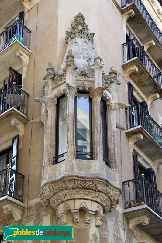 Barcelona - Plaça de les Olles, 2