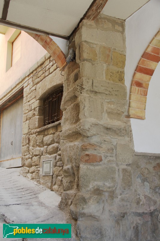 Sanaüja - Portal de la Baixada de Sant Roc