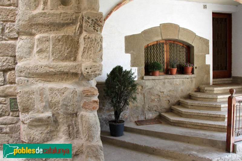 Sanaüja - Portal de la Baixada de Sant Roc