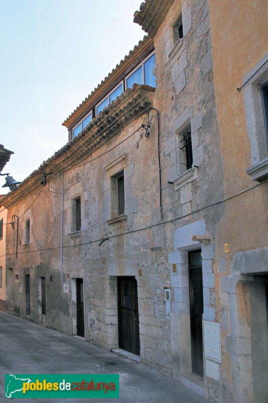 Ullà - Carrer Jeroni Pujol, 7 i 9 (Foto: Albert Esteves, 2015) Ullà - Carrer Jeroni Pujol, 7 i 9