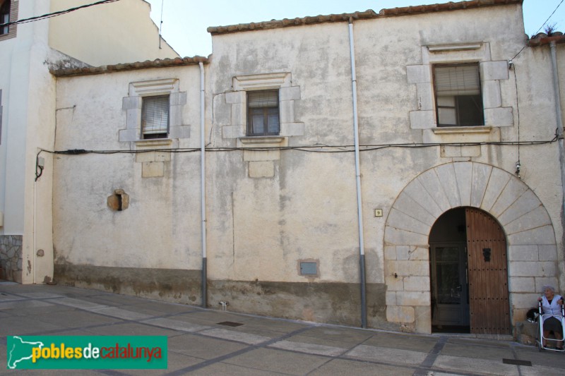 Bellcaire d'Empordà - Casa del carrer Sant Joan, 9 (Foto: Albert Esteves, 2015) Bellcaire d'Empordà - Casa del carrer Sant Joan, 9