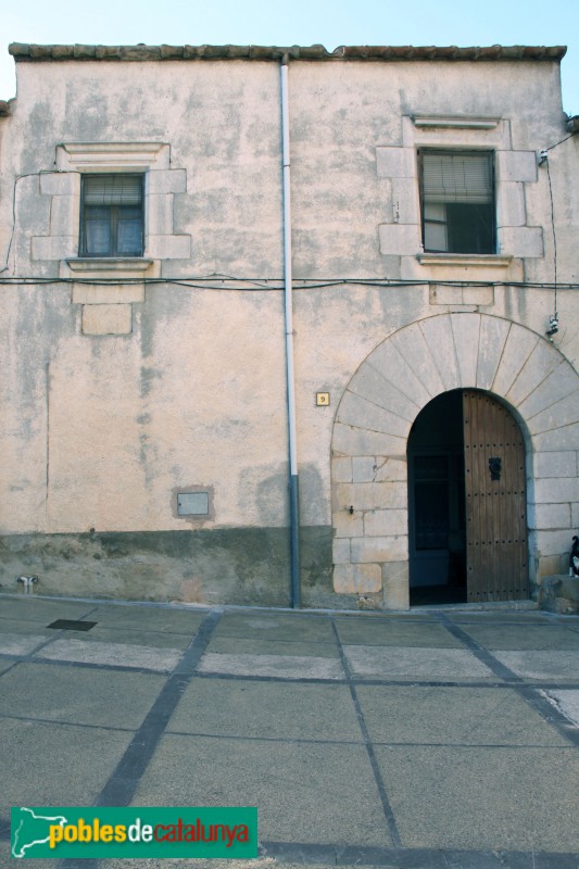 Bellcaire d'Empordà - Casa del carrer Sant Joan, 9 (Foto: Albert Esteves, 2015) Bellcaire d'Empordà - Casa del carrer Sant Joan, 9