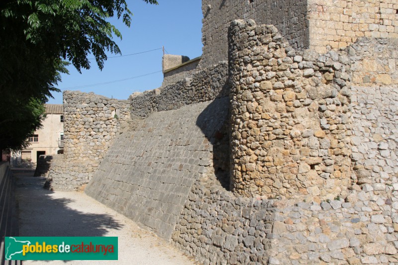 Bellcaire d'Empordà - Castell (Foto: Albert Esteves, 2015) Bellcaire d'Empordà - Castell