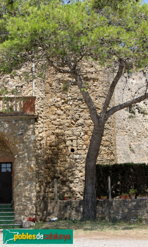 La Tallada - Recinte fortificat (Foto: Albert Esteves, 2015) La Tallada - Recinte fortificat