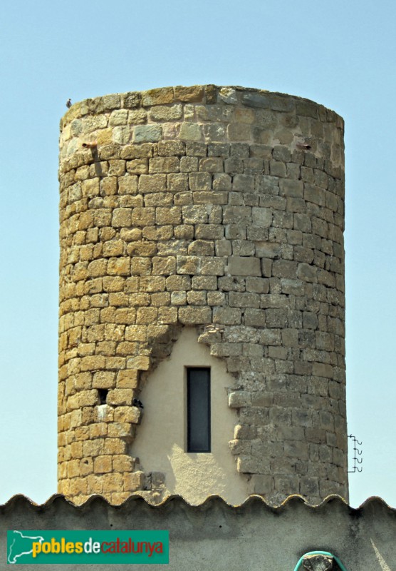 La Tallada - Recinte fortificat (Foto: Albert Esteves, 2015) La Tallada - Recinte fortificat