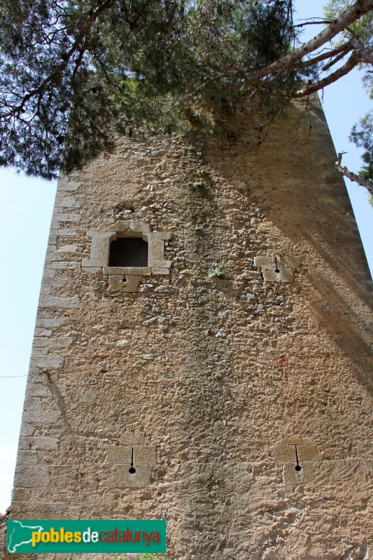 Torroella de Montgrí - Torre Ferrana (Foto: Albert Esteves, 2015) Torroella de Montgrí - Torre Ferrana