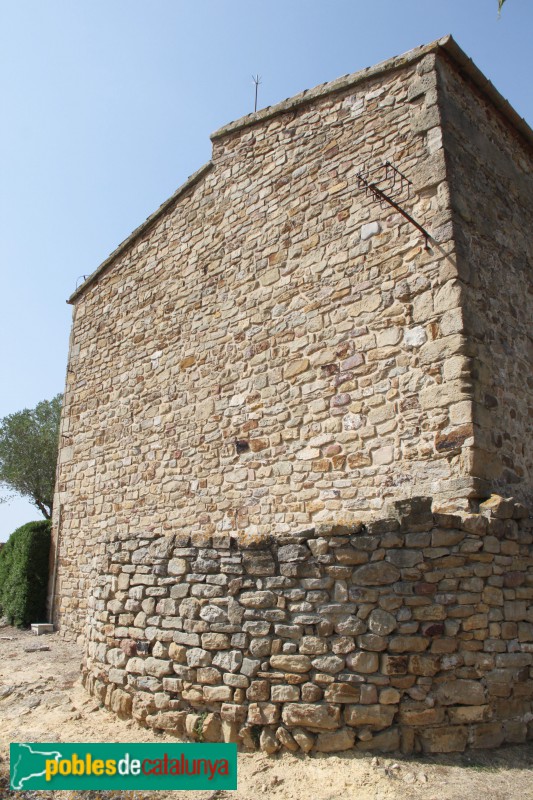 Ullastret - Mur del castell de Sant Andreu (Foto: Albert Esteves, 2015) Ullastret - Mur del castell de Sant Andreu