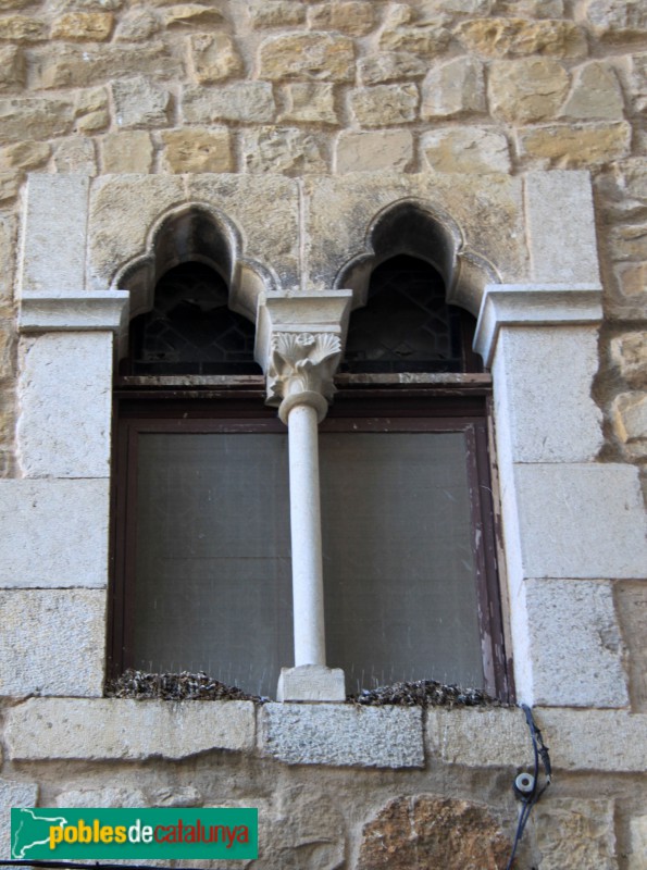 Torroella de Montgrí - Palau Reial (Mirador), detall (Foto: Albert Esteves, 2015) Torroella de Montgrí - Palau Reial (Mirador), detall