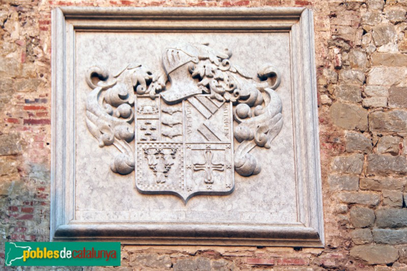 Torroella de Montgrí - Palau Reial (Mirador), detall (Foto: Albert Esteves, 2015) Torroella de Montgrí - Palau Reial (Mirador), detall