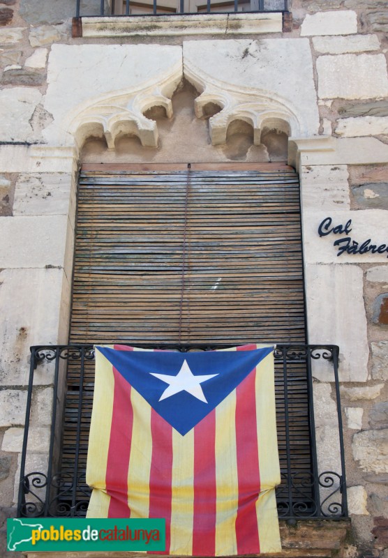 Moià - Carrer de les Joies, finestra de Cal Fàbregues