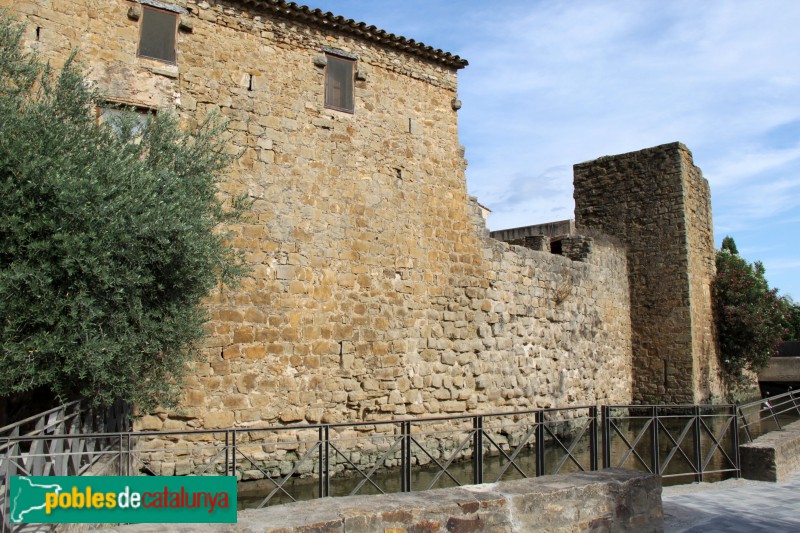 Verges - Recinte fortificat (Foto: Albert Esteves, 2016) Verges - Recinte fortificat