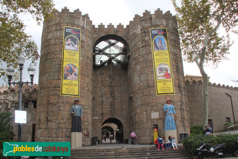 Barcelona - Poble Espanyol, porta de San Vicente