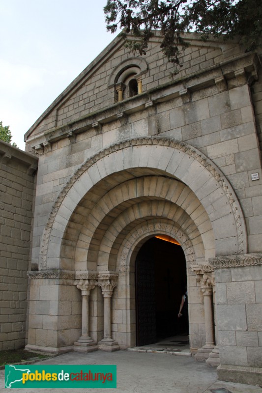 Barcelona - Poble Espanyol, monestir romànic de Sant Miquel