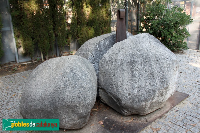 Barcelona - Jardí d'escultures de la Fundació Miró. Génesi, d'Ernest Altés