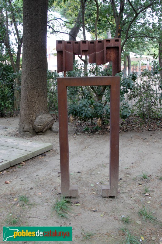 Barcelona - Jardí d'escultures de la Fundació Miró. La classe de música, de Cado Manrique