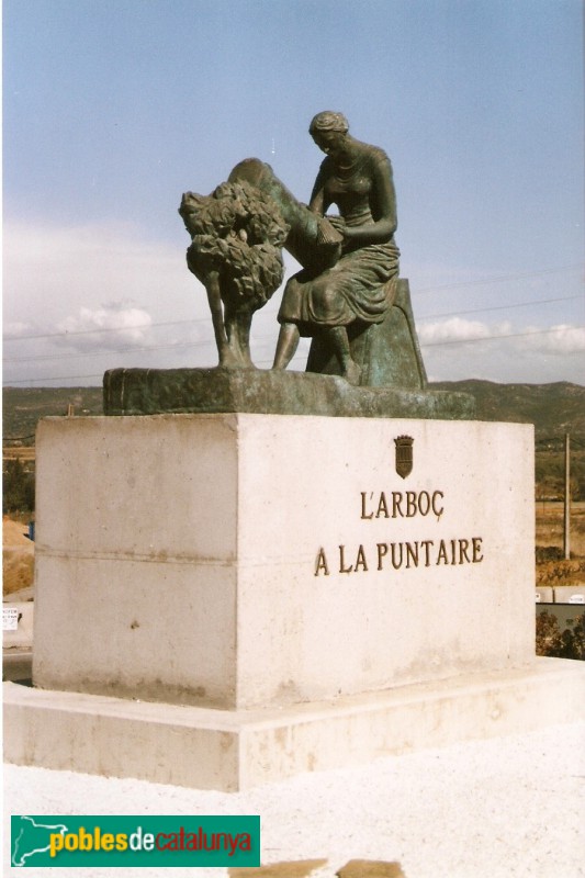 L'Arboç - Monument a la Puntaire