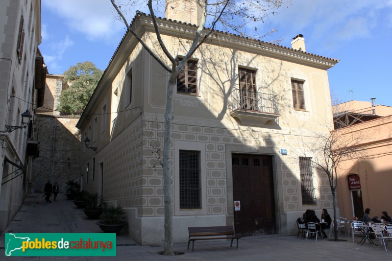 Barcelona - Plaça Consell de la Vila, 8