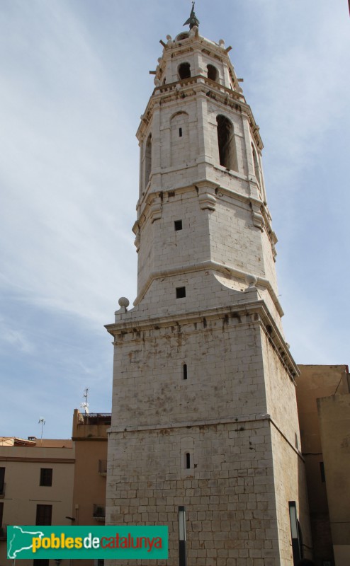 Vilanova i la Geltrú - Campanar de l'església de Sant Antoni Abat (Foto: Albert Esteves, 2017) Vilanova i la Geltrú - Campanar de l'església de Sant Antoni Abat