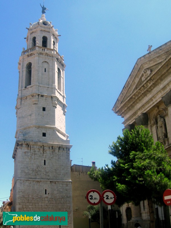 Vilanova i la Geltrú - Campanar de l'església de Sant Antoni Abat (Foto: Albert Esteves, 2006) Vilanova i la Geltrú - Campanar de l'església de Sant Antoni Abat