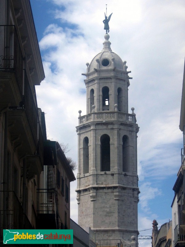 Vilanova i la Geltrú - Campanar de l'església de Sant Antoni Abat (Foto: Albert Esteves, 2006) Vilanova i la Geltrú - Campanar de l'església de Sant Antoni Abat