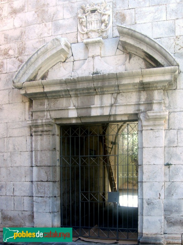 Vilanova i la Geltrú - Església Sant Antoni Abat, porta del campanar (Foto: Albert Esteves, 2006) Vilanova i la Geltrú - Església Sant Antoni Abat, porta del campanar