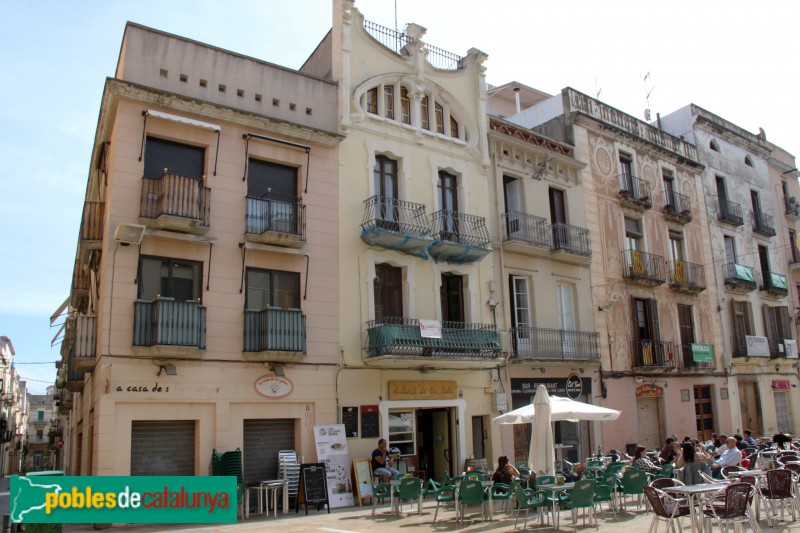 Vilanova i la Geltrú - Plaça de les Cols